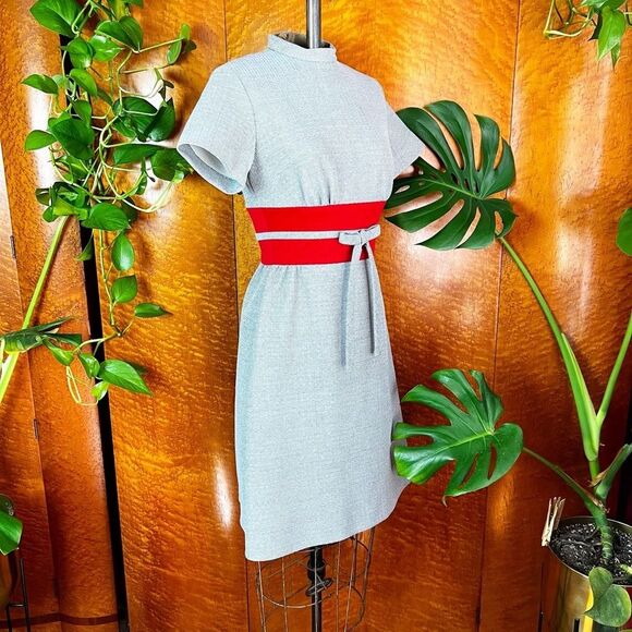 VICKY VAUGHN 1960’s 60s Retro Vintage Red & Grey Mini Mod Shift Scooter Dress XS - Picture 9 of 10